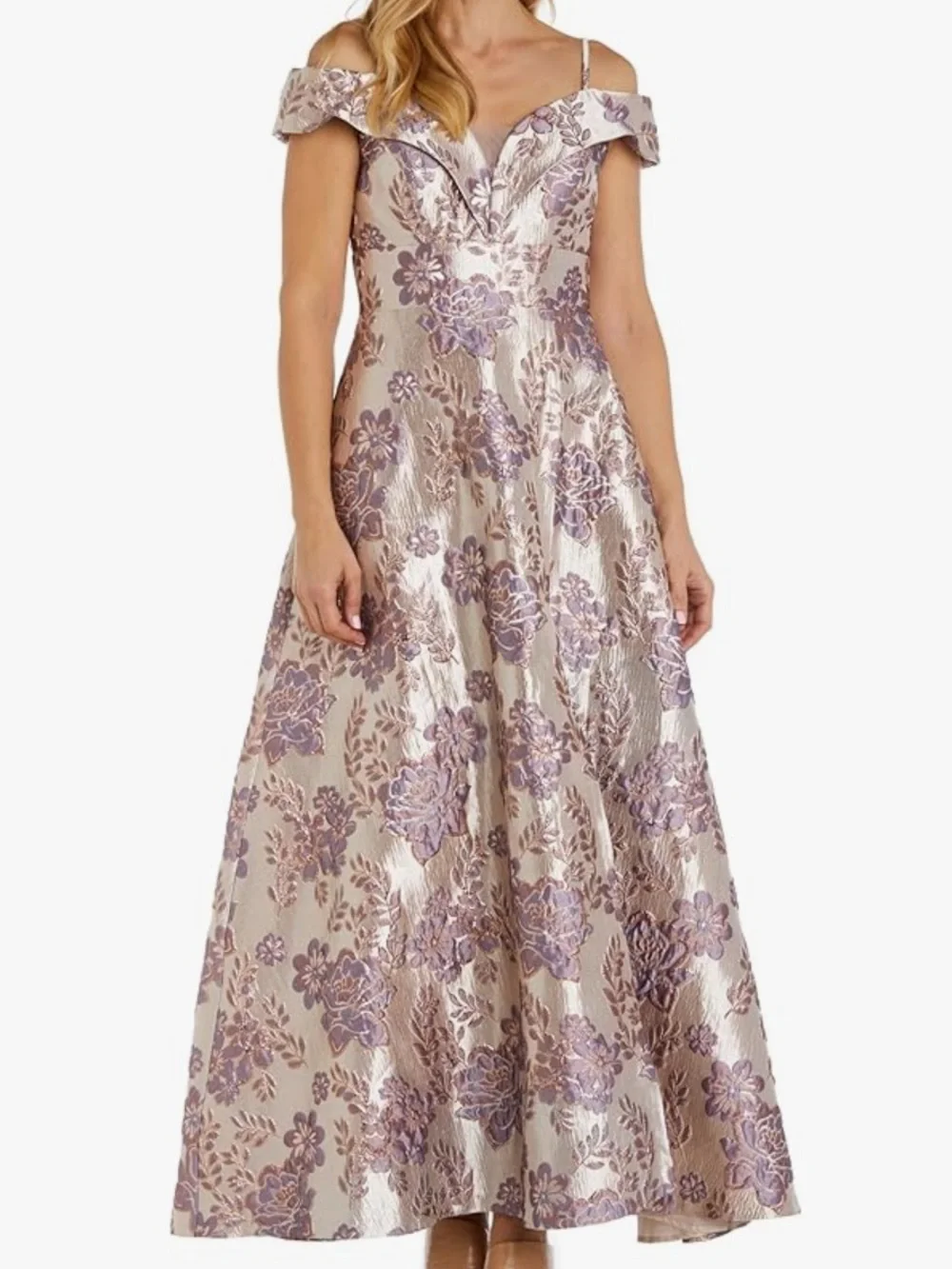 nightway dress champagne Nightway Cold-Shoulder Foil Gown Champagne/Gold Size 6 $129